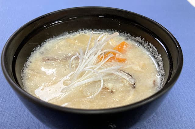 呉汁