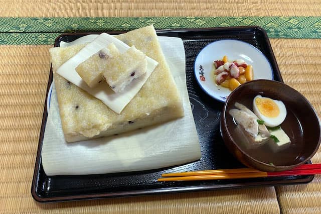 イーヤチ