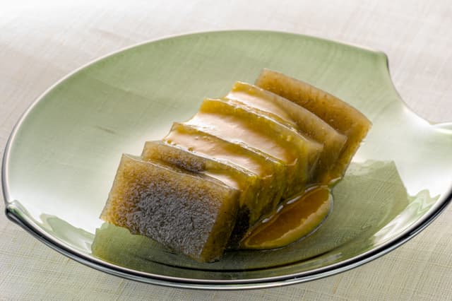 いごねり