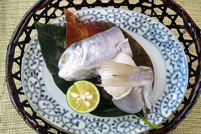 ボウゼの姿寿司